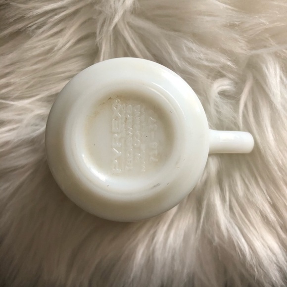 Pyrex VINTAGE Copper Filigree Milk Glass Mug - Picture 5 of 6